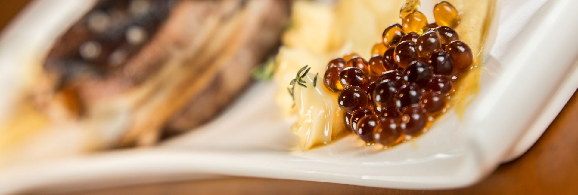 Perles: Framboise, Myrtille, Vinaigre Balsamique de Modène IGP, Sauce Soja