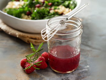 Vinaigre de cidre de Corr&eacute;ze &agrave; la pulpe de framboise Meeker